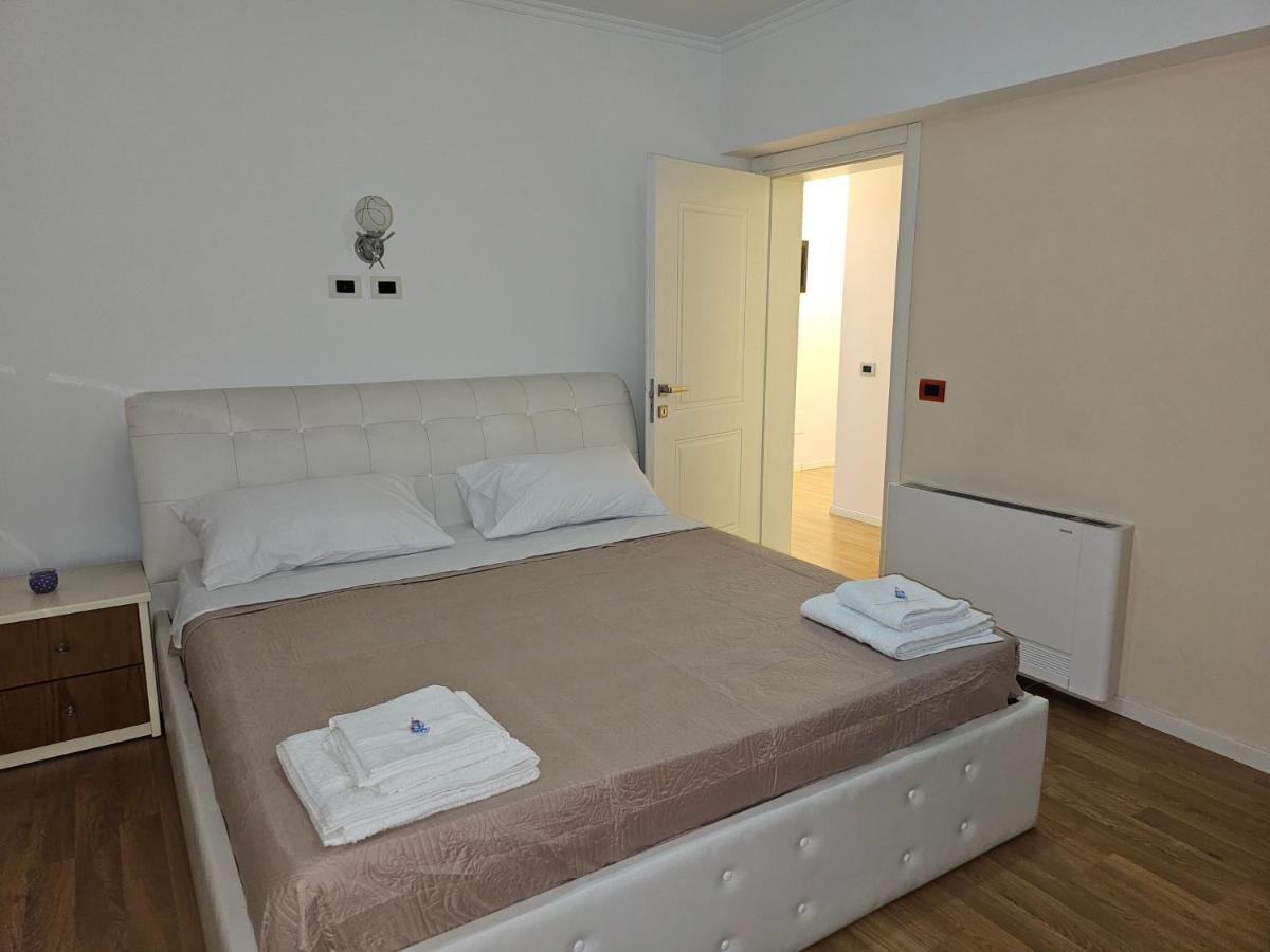 Tirana Central Exclusive 外观 照片