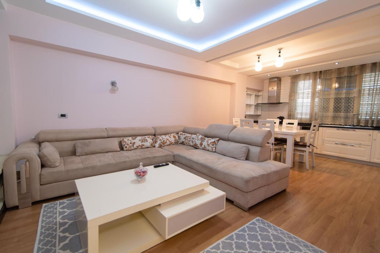 Tirana Central Exclusive 外观 照片